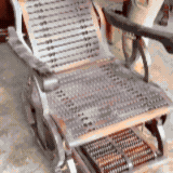 Demonstrasi Beepromax mengilapkan furnitur kusam